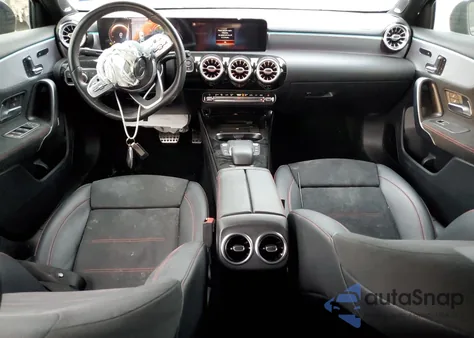 2021 Mercedes-Benz A 220 z USA, uszkodzony, nr VIN W1K3G4EB8MJ308856